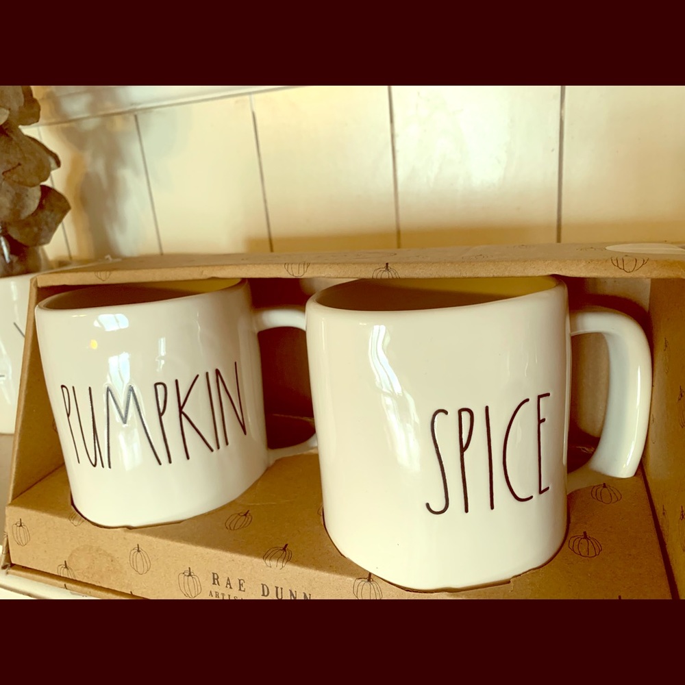 Rae Dunn pumpkin spice mug set